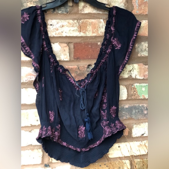 Free people off shoulder top Sz M - Picture 1 of 3
